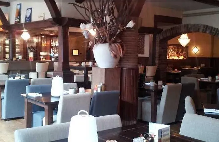 Hotel Arcen Hotel 3*