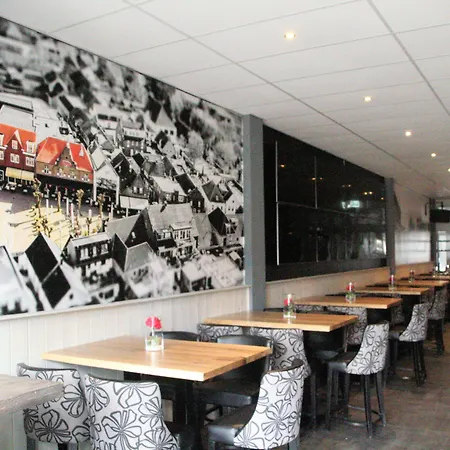 Hotel Arcen 3*