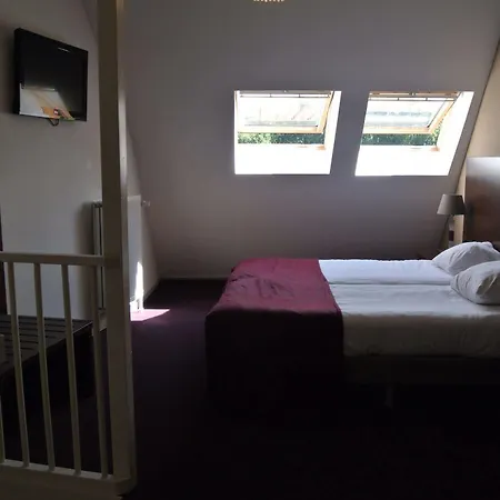 Hotel Arcen Hotel 3*